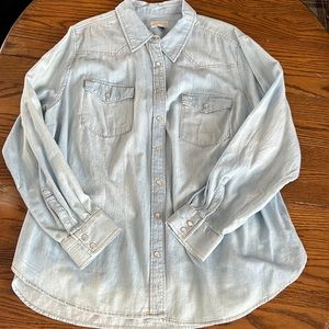 Universal Thread denim shirt with pearl snaps 2X